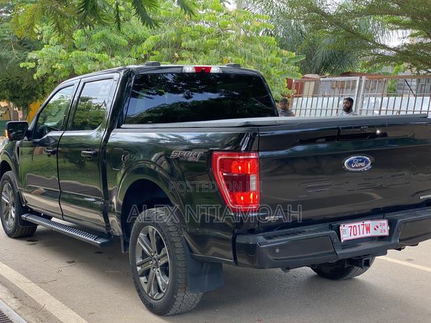 Ford F-150 2021 Black