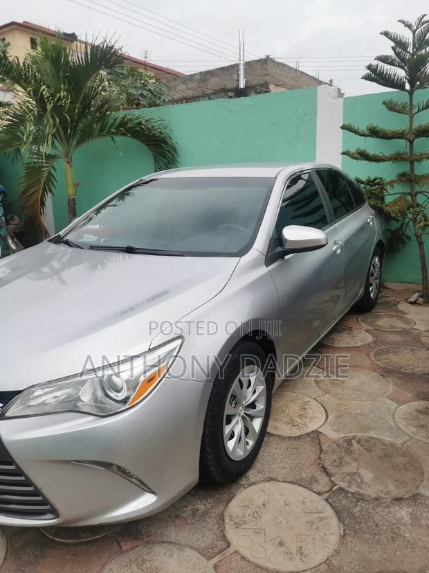 Toyota Camry 2016 Silver