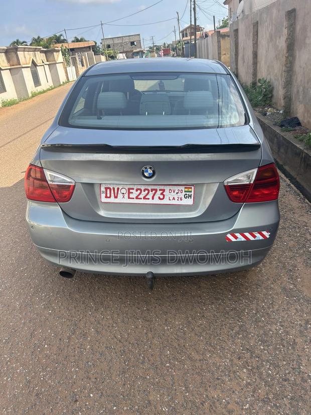 BMW 320i 2012 Silver