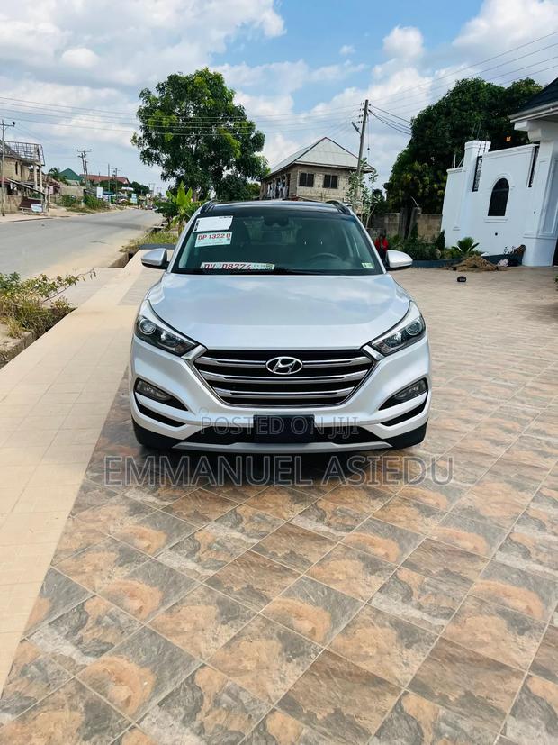 Hyundai Tucson Limited AWD 2018 Silver