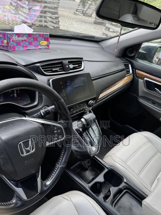 Honda CR-V Touring AWD 2019 Gray