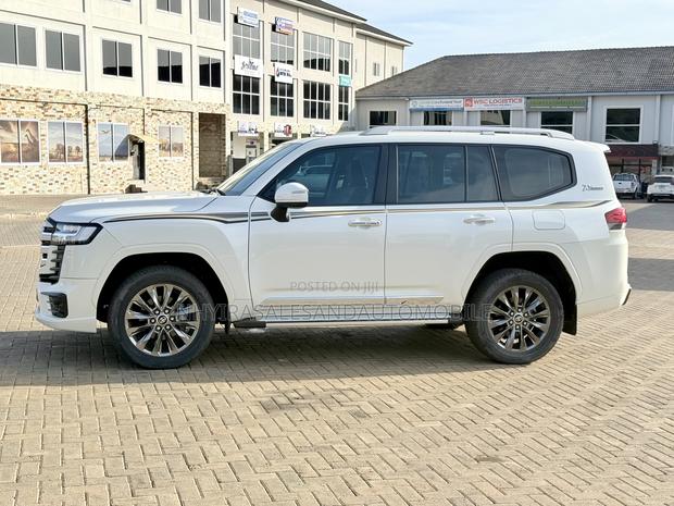 New Toyota Land Cruiser 79 Series 2023 White