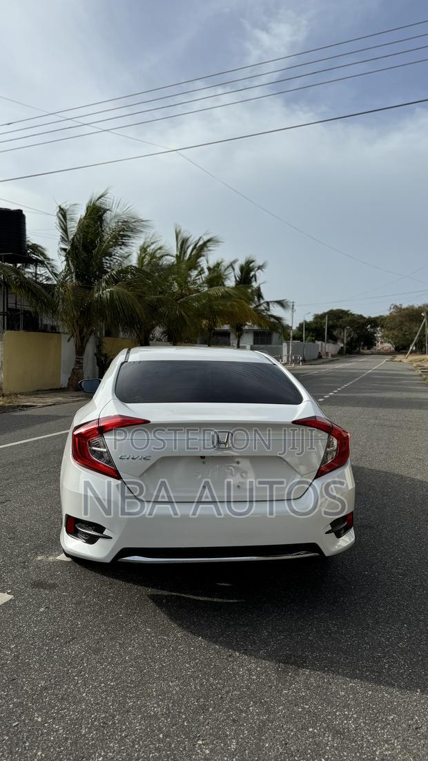 Honda Civic EX Sedan 2019 White