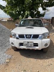 Nissan Hardbody 2014 White for sale