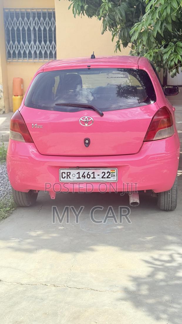 Toyota Vitz 1.5 FWD 5dr 2010 Pink