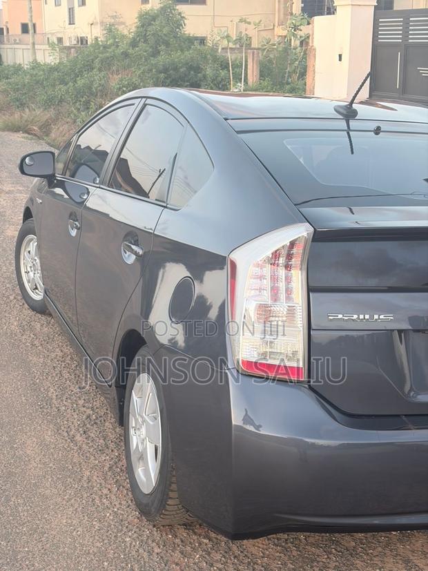 Toyota Prius I 2010 Gray