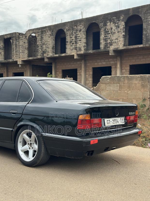 BMW 520i 1994 Green