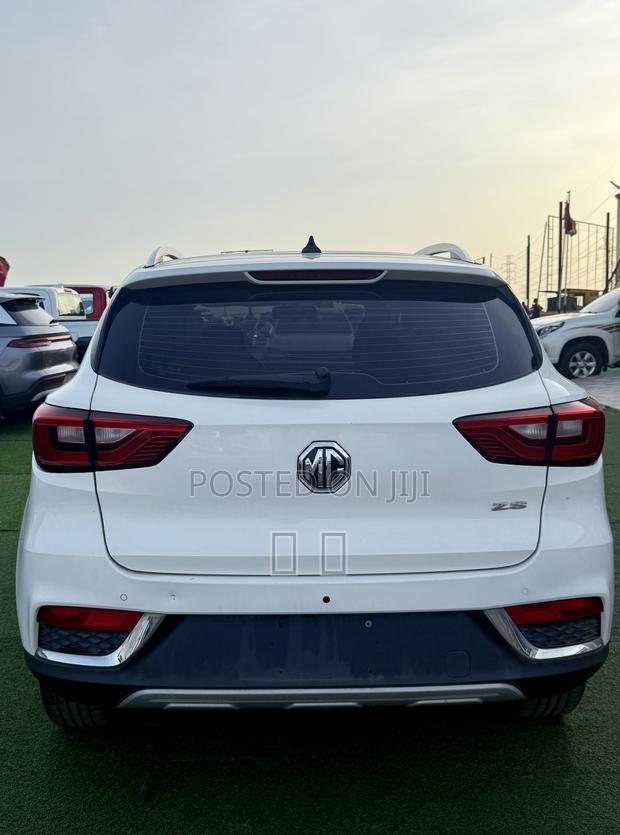 MG ZS 2017 White