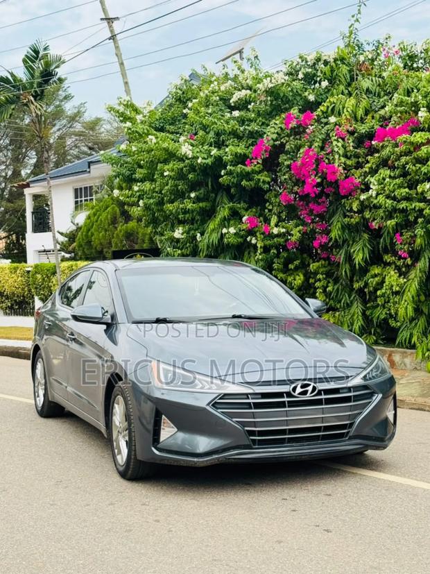 Hyundai Elantra SE 2019 Silver