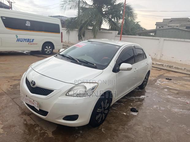 Toyota Belta 2010 White