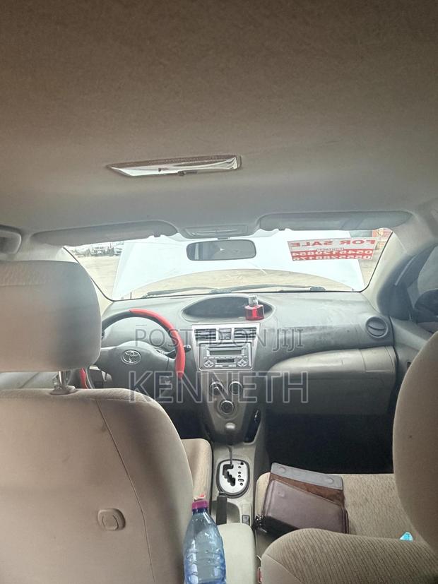 Toyota Belta 2010 White