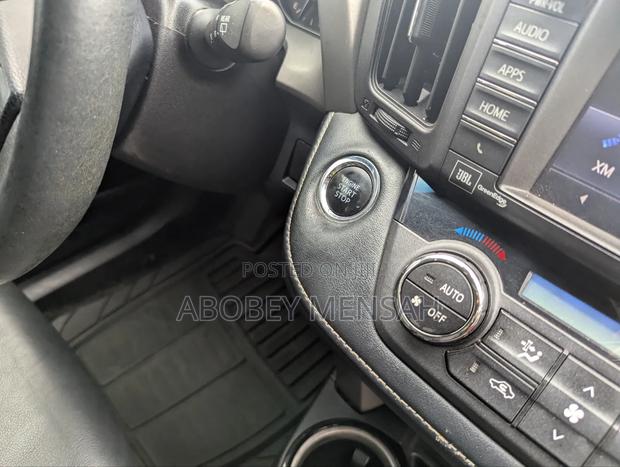 Toyota RAV4 Limited 4dr SUV AWD (2.5L 4cyl 6A) 2018 Black