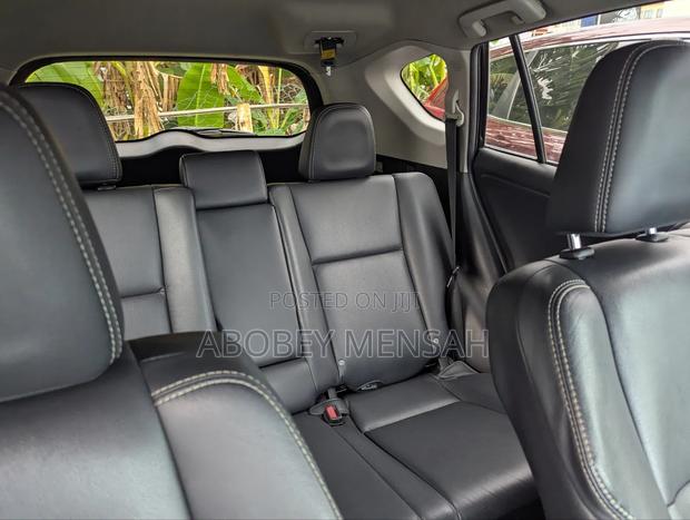 Toyota RAV4 Limited 4dr SUV AWD (2.5L 4cyl 6A) 2018 Black