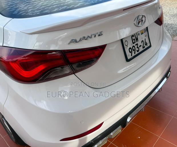 Hyundai Avante 2014 White