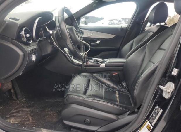 Mercedes-Benz C300 2016 Black