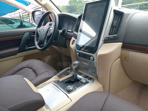 Toyota Land Cruiser 5.7 V8 GXR 2017 Black
