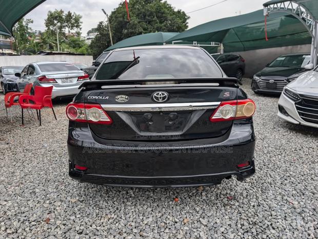 Toyota Corolla LE 4dr Sedan (1.8L 4cyl 4A) 2012 Black