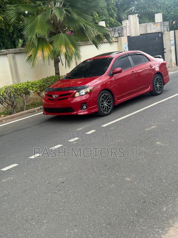 Toyota Corolla S 4dr Sedan (1.8L 4cyl 4A) 2013 Red