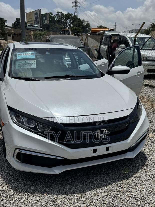 Honda Civic EX Sedan 2019 White