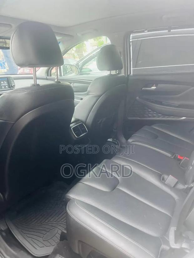 Hyundai Santa Fe Ultimate 2.0T AWD 2019 White