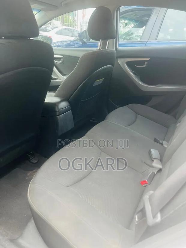 Hyundai Elantra Limited 4dr Sedan (1.8L 4cyl 6A) 2015 White