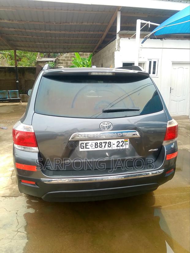 Toyota Highlander 2013 Silver