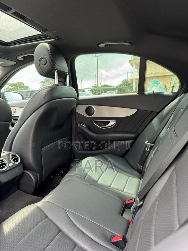 Mercedes-Benz C300 2020 Black
