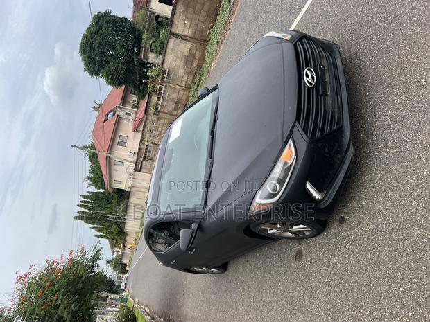 Hyundai Elantra Limited 2018 Black