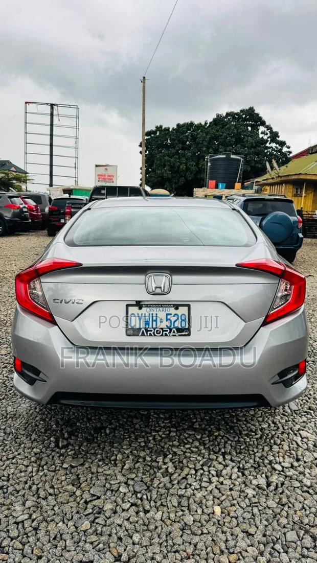 Honda Civic 2019 Silver