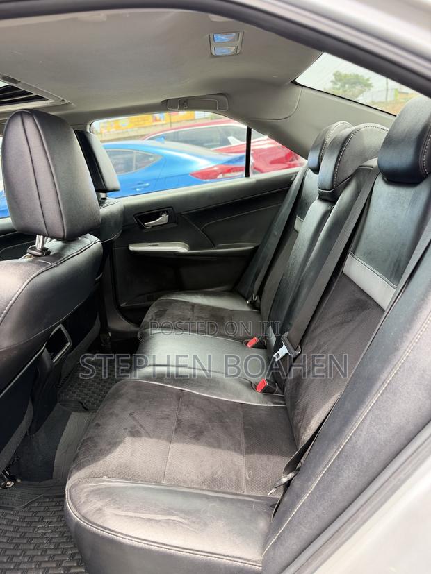 Toyota Camry 2014 Silver