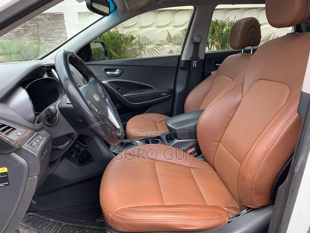 Hyundai Santa Fe 2013 White