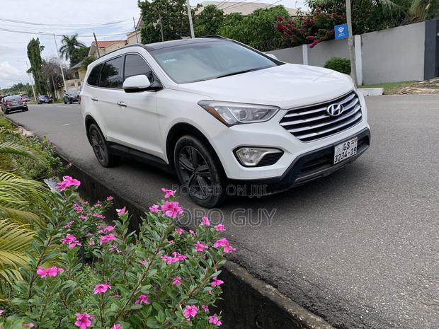 Hyundai Santa Fe 2013 White