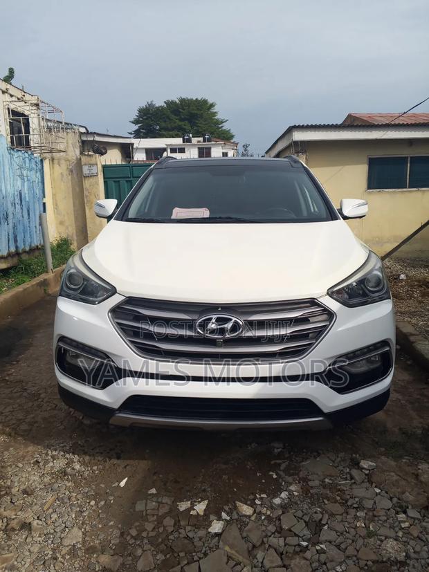 Hyundai Santa Fe 2016 White