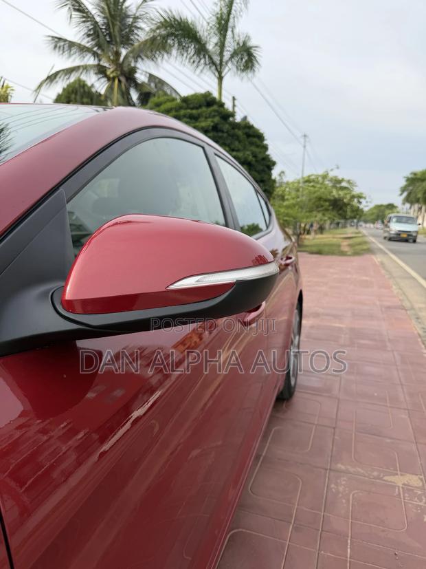 Hyundai Elantra Limited 2018 Red