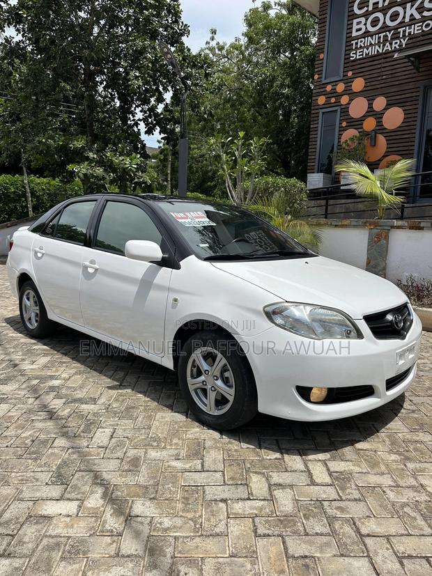 Toyota Vios 2010 White