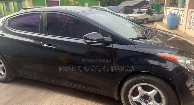 Hyundai Avante 2012 Black