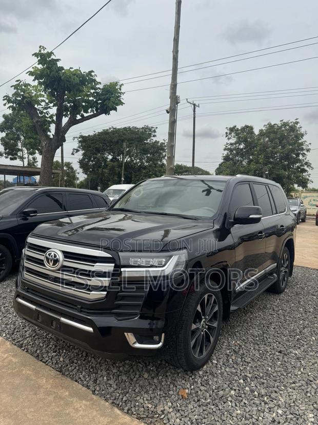 Toyota Land Cruiser 4.6 V8 GX-R 2012 Black