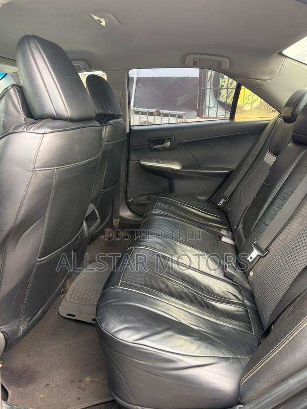 Toyota Camry SE 4dr Sedan (2.5L 4cyl 6A) 2013