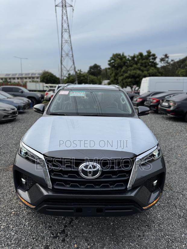 New Toyota Fortuner 2025 Gray