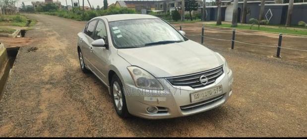 Nissan Altima 2.5 S Sedan 2011 Gray