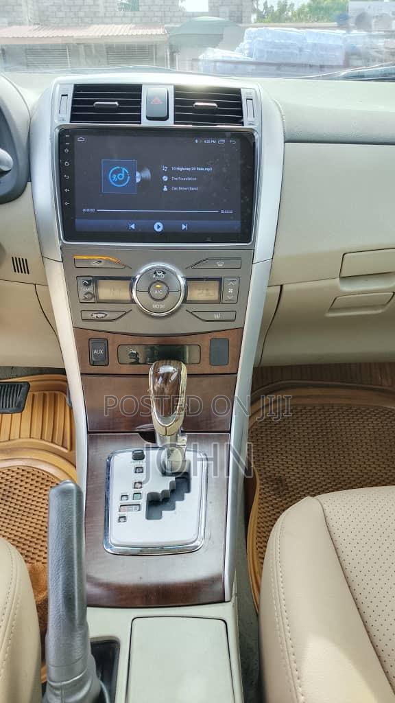 Toyota Corolla Altis 2012 White