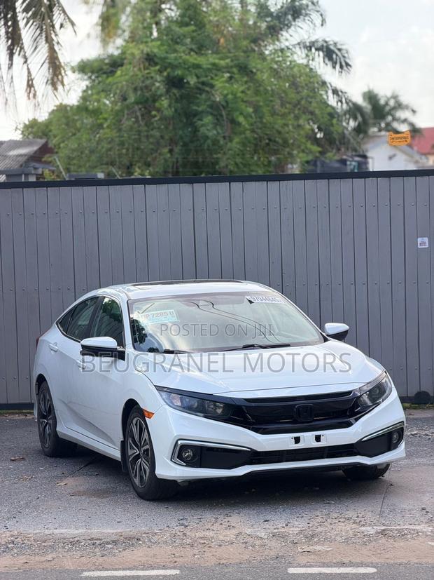 Honda Civic EX Sedan 2019 White