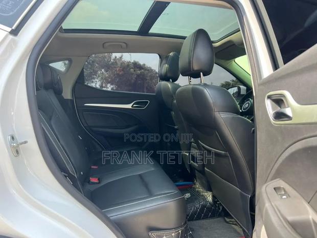 MG ZS 2018 White