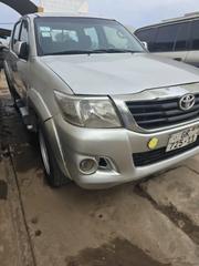 Toyota Hilux 2.0 VVT-i 2011 Silver for sale