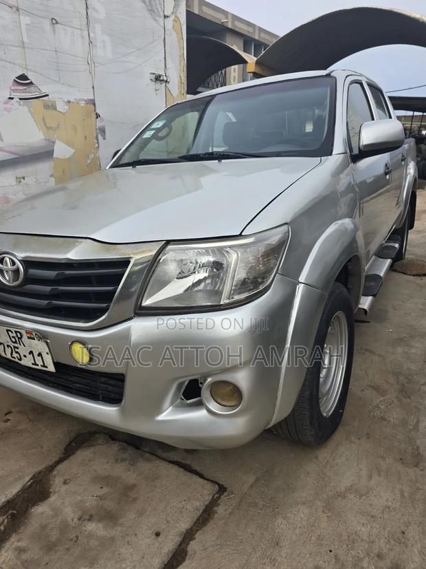 Toyota Hilux 2.0 VVT-i 2011 Silver