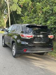 Toyota Highlander LE Plus 4x4 V6 (3.5L 6cyl 8A) 2017 Black for sale