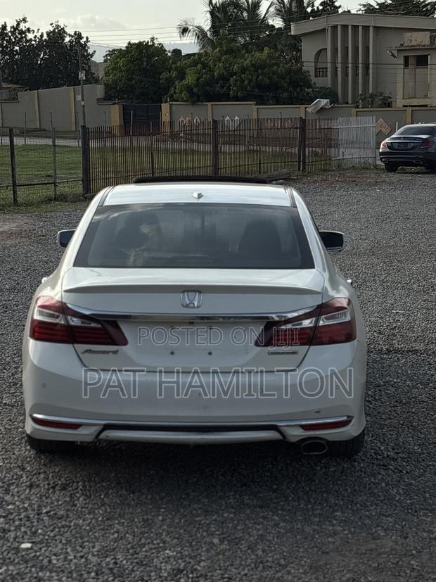 Honda Accord 2017 White