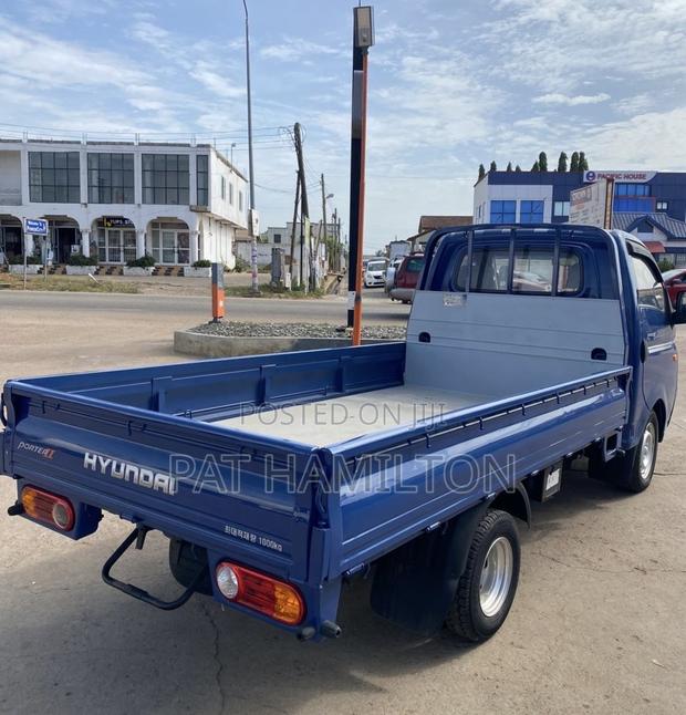 Hyundai Porter II 2013 Blue