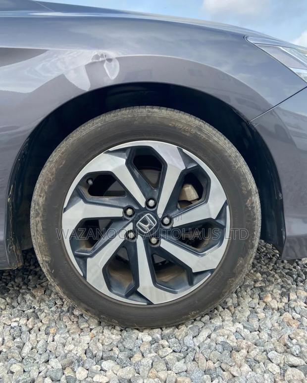 Honda Accord EX-L 4dr Sedan FWD (2.4L 4cyl 2A) 2017 Gray