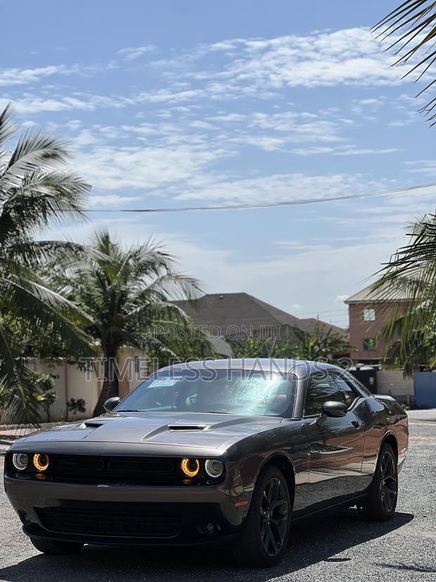 Dodge Challenger 2021 Black